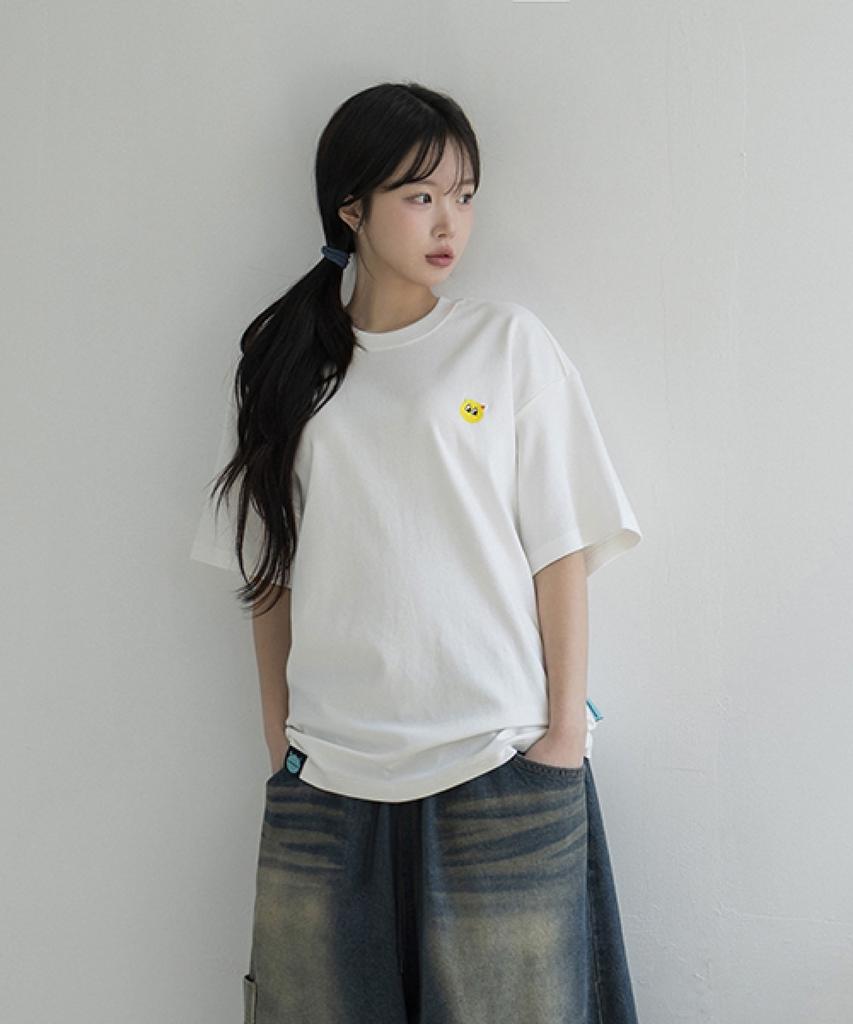 Ejeuaiwon Yelly Face Regular Fit Short Sleeve T-Shirt