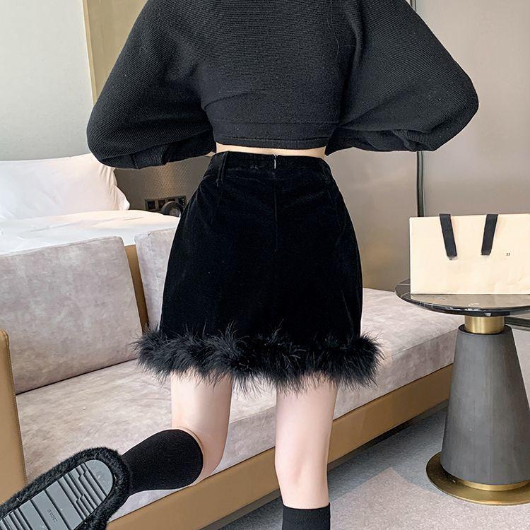 Women's Short Skirt Autumn and Winter High Waist Slim Fur Splicing A-line Skirt Temperament Black Hip Skirt