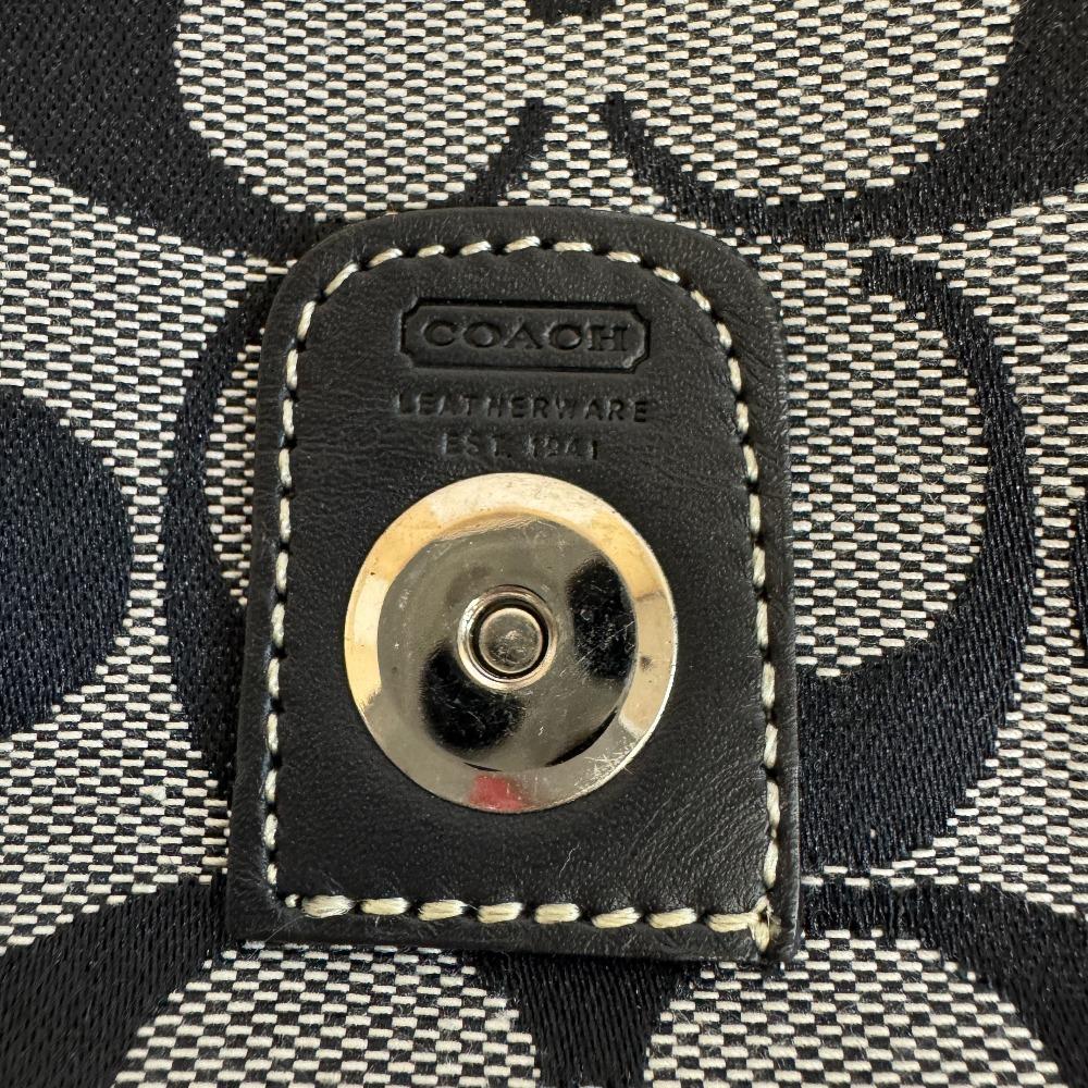 COACH 6842 Crossbody, one belt Signature canvas Shoulder Bag black canvas Used