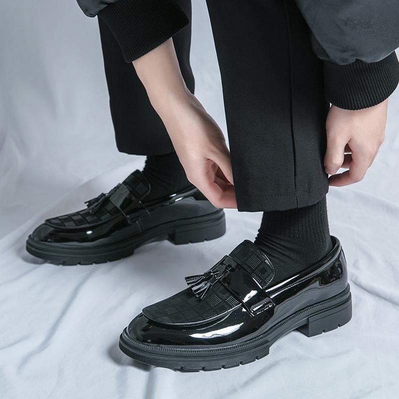 Fashion Brand Men's Thick Bottom Tassel Design Loafers Checkered Business Casual Shoes Formal Comfortable Groom's Wedding Shoes