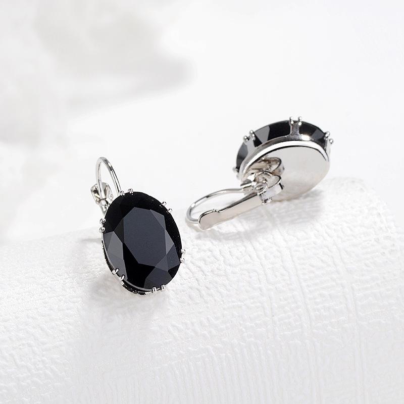 

Zhenrong Multi-color Gem Inlaid Sapphire Ear Clips & Stud Earrings чорний
