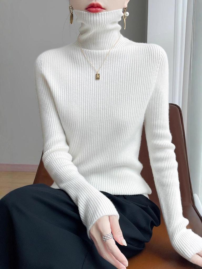 Elegant Knit Turtleneck Sweater: Super Elastic with Wrinkled Stacked Design
