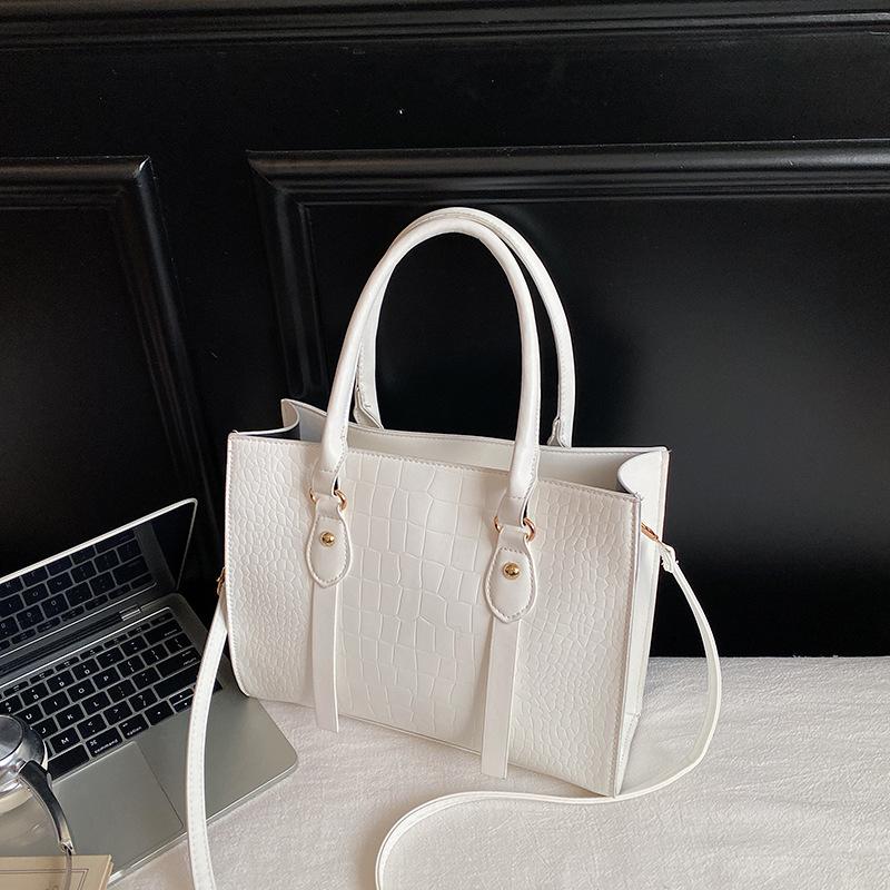 Large Capacity High-end Women's Handbag, Fashionable and Versatile, Simple and Adjustable Crossbody Bag for Women