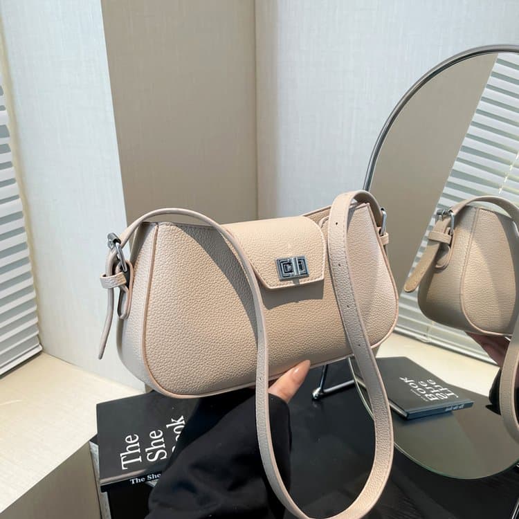 Lychee pattern lock armpit bag women's shoulder messenger bag