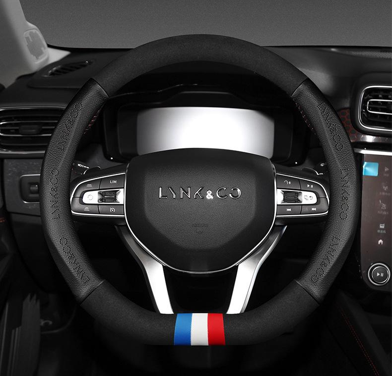 Genuine Leather Steering Wheel Cover for Lynk & Co 010203 - Non-Slip Suede, D-Type Design.