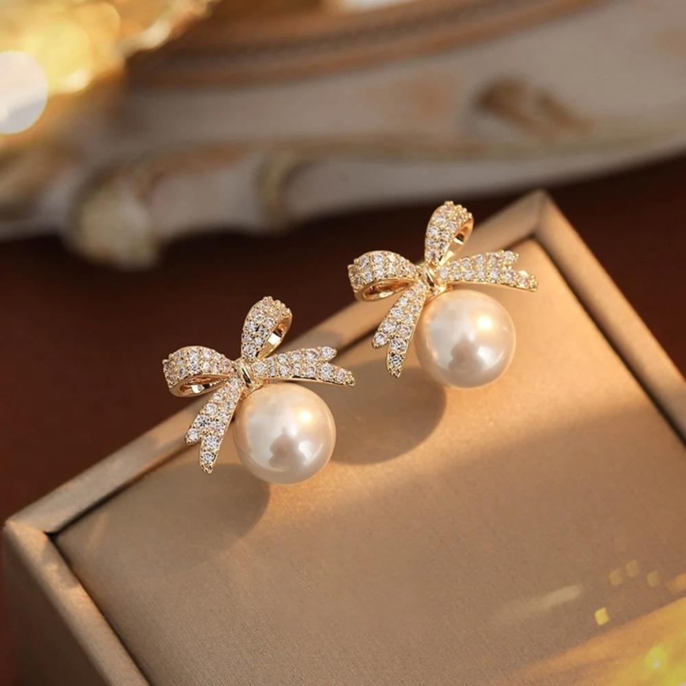 Needle Bow Studded With Diamond Pearl Earrings Able And Niche Design, High-end And Refreshing Women's  Earrings