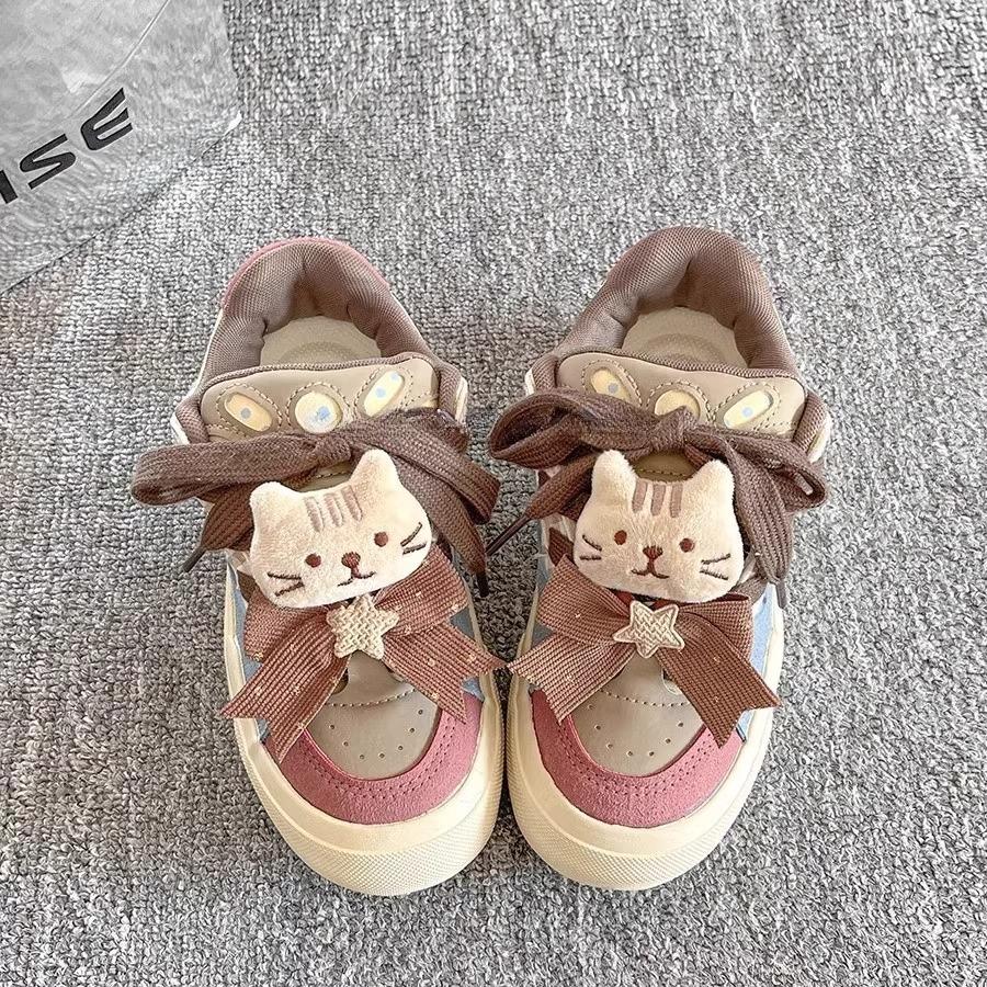 Niche retro Hong Kong style board shoes women's spring 2025 new versatile chic shoes student platform white shoes tide