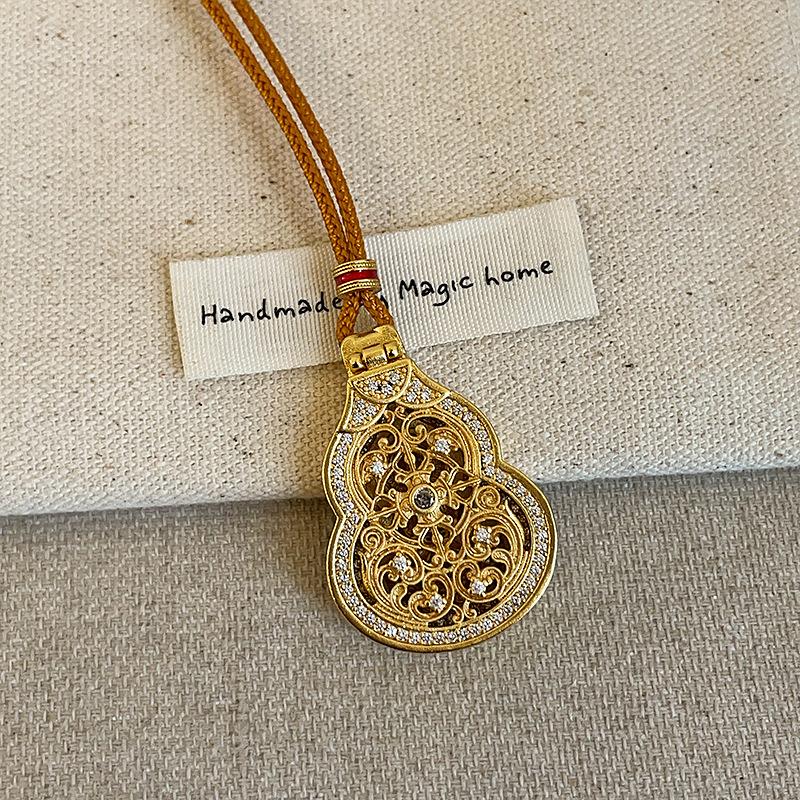 High Version Guanyin God Of Wealth Fulu Compass Woven Rope Necklace Women'S Ancient Law Light Luxury Fashion Versatile Neck Chain Sweater Chain