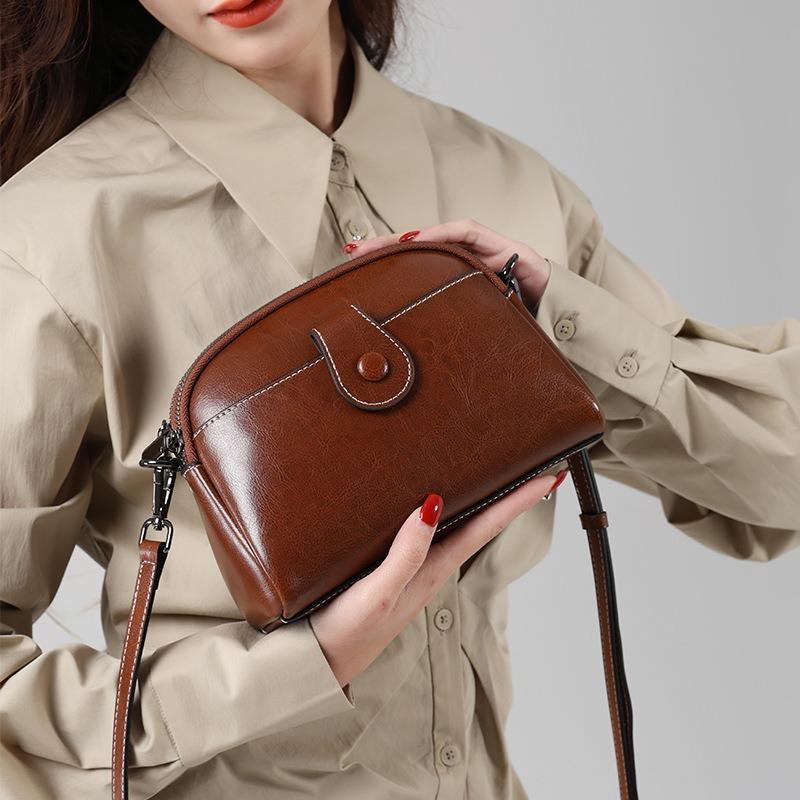 Premium Oil Wax Cowhide Small Bag New Leather Women's Bag Retro Temperament Shoulder Bag Fashion Messenger Bag