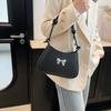 Winter New Personalized High-value Bow Portable Crescent Bag Sweet Retro Niche Design Armpit Bag