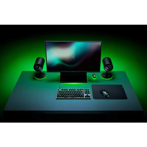 Razer Gigantus V2 ? M Gaming Mouse Pad Cloth Type Small Size 36 cm x 27.5 cm Microwave Cloth [Guaranteed by Japan Authorized Distributor] RZ02-0333020