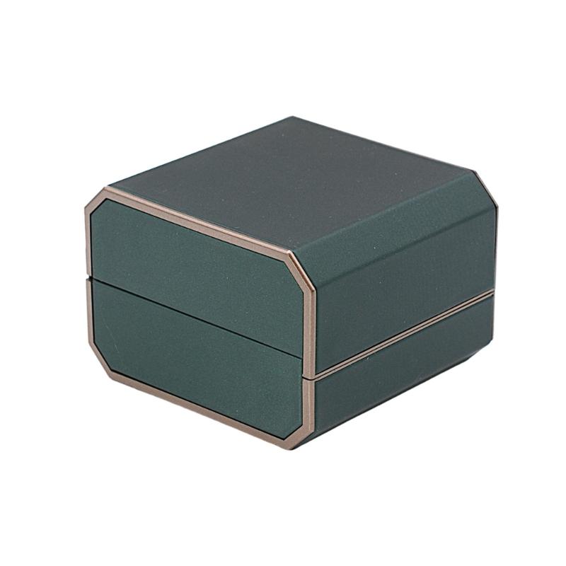Mini Jewelry Organizer Durable Storage Box for Women Travel Display Holder Portable Necklace Travel Organizer for Women