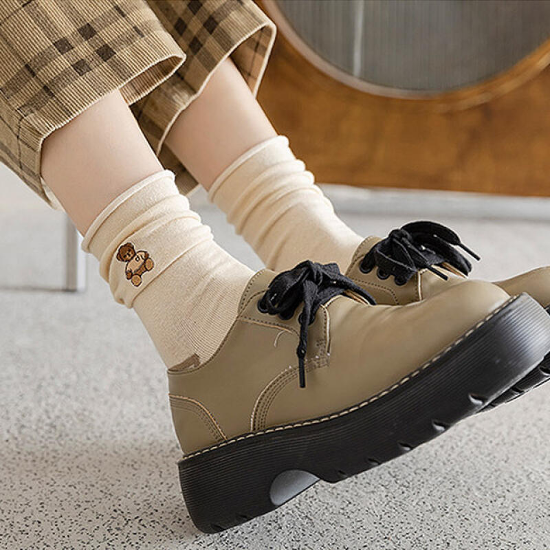 3-pack of embroidered bear women s socks white