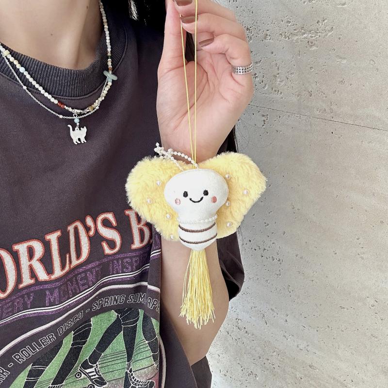 Cute Cartoon Plush Bee Tassel Keychain Pendant Butterfly Pearl Backpack Car Decor Pendant Hanging Chains Accessories Gifts