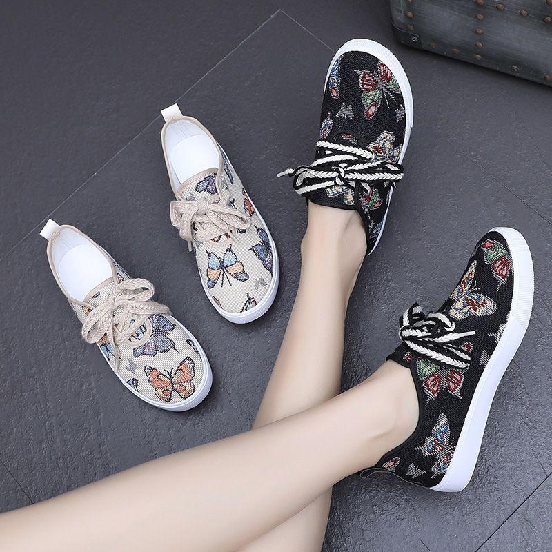 Women's Breathable and Fashionable Cloth Shoes for Summer Students Casual Sports Board Shoes for Women