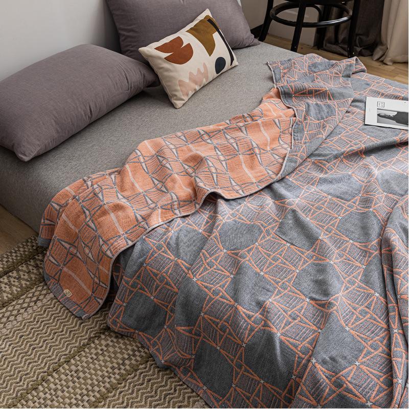 The New Cotton Four-layer Gauze Towel Quilt Is Covered with A Nap Air Conditioning Blanket and A Summer Cool Quilt and A Casual Blanket All Cotton