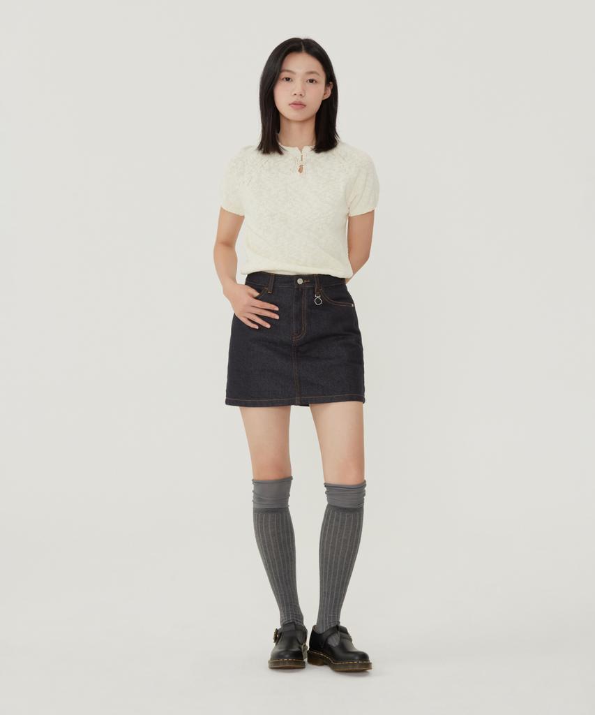 COVERNAT WOMAN Boucle Round Half Knit Ivory