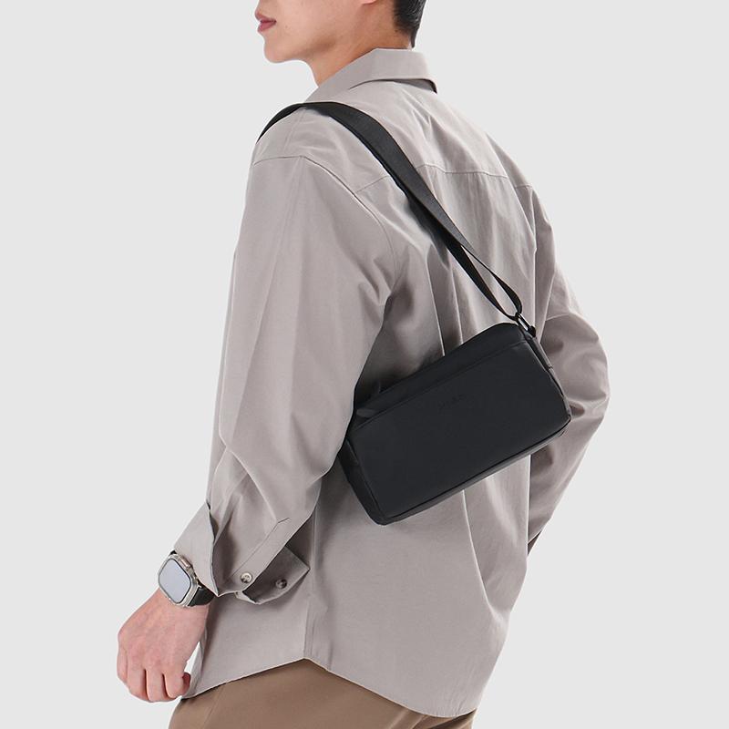 Men's Large Capacity Shoulder Bag Business Postman Waterproof Bag