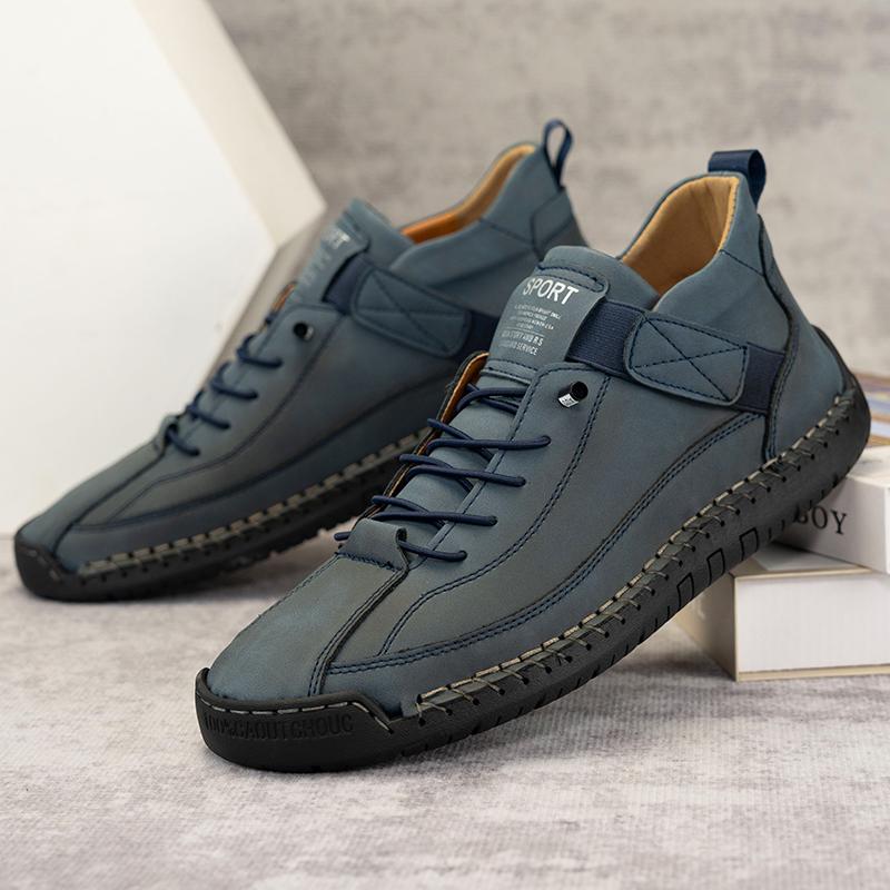 Fashion New Handmade Leather Men Shoes Casual Slip On Loafers Breathable Leather Shoes Men Flats Fashion Moccasins Tooling Shoes
