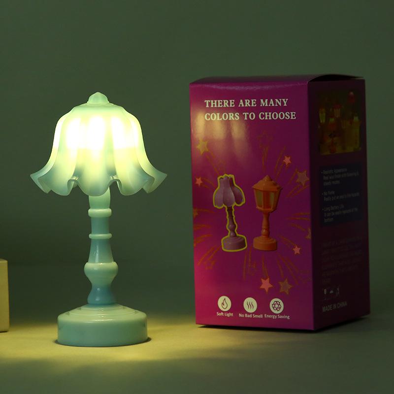 Mini LED Street Lamp Night Light - Small Table Lamp for Atmosphere and Decorative Micro Landscapes