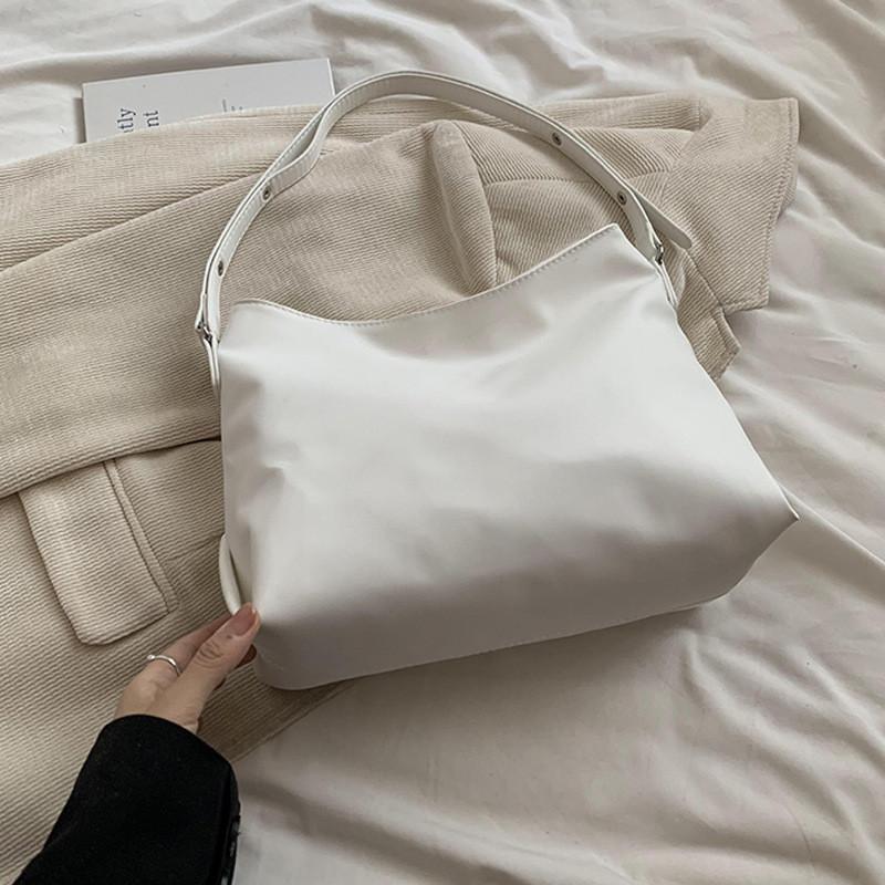 Fashionable Casual Commuter Tote Bag 2024 New Simple Stylish Shoulder Bag For Women