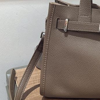 26 New Leather Women's Bag Top Layer Cowhide Revised Casual Tote Bag Hand-to-hand Shoulder Cross-body Bag Cross-border Wholesale