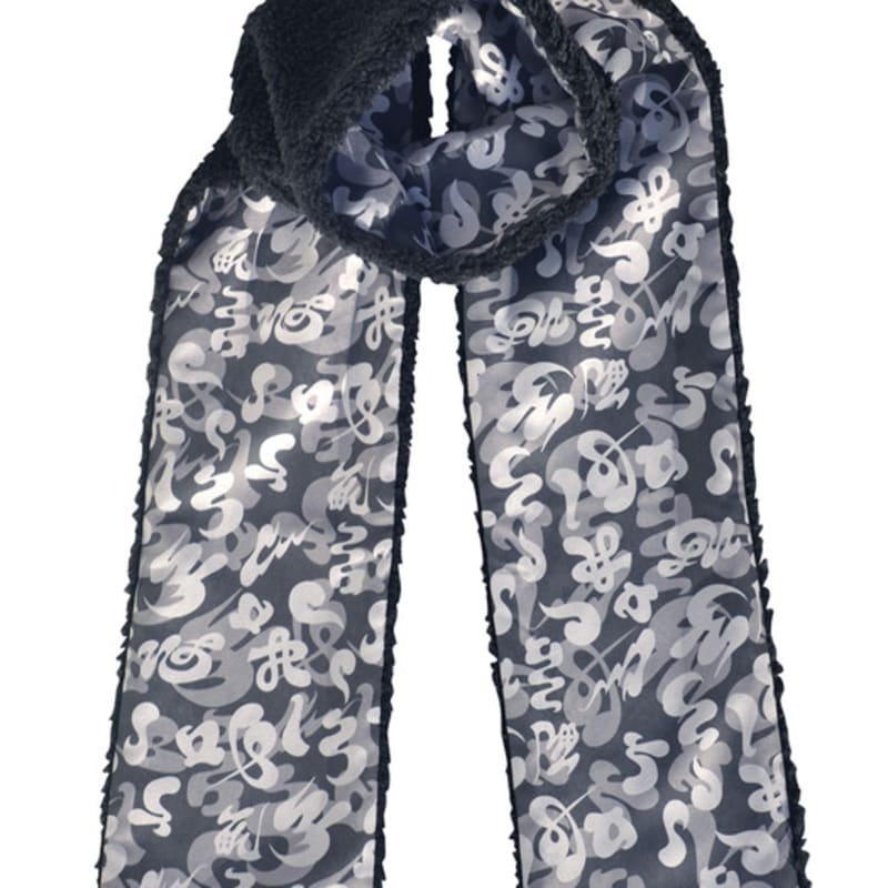 

HAUT COLLECTION Хуюн Шарф Графический с буквами w1 Letter Graphic w1