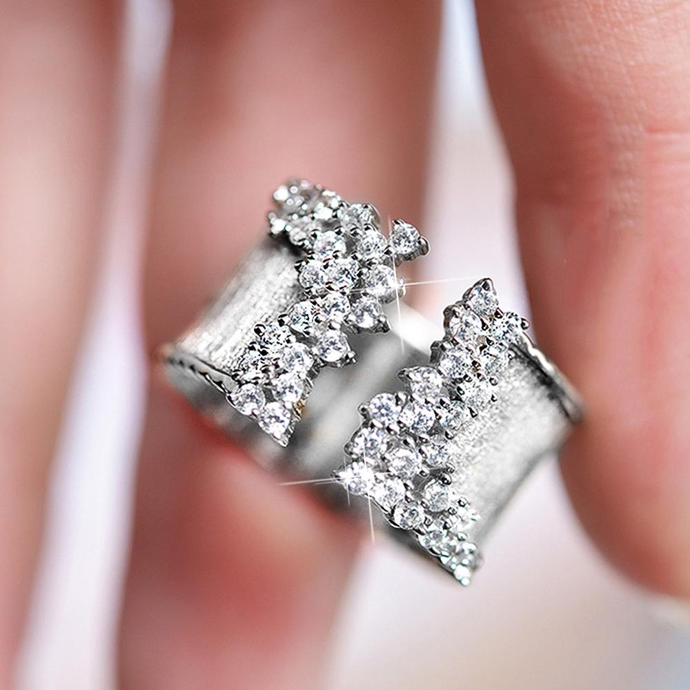 Huitan Creative Design Women Wedding Rings Opening Design Full Paved Shiny CZ Luxury Female Engagement Bands New  Jewelry