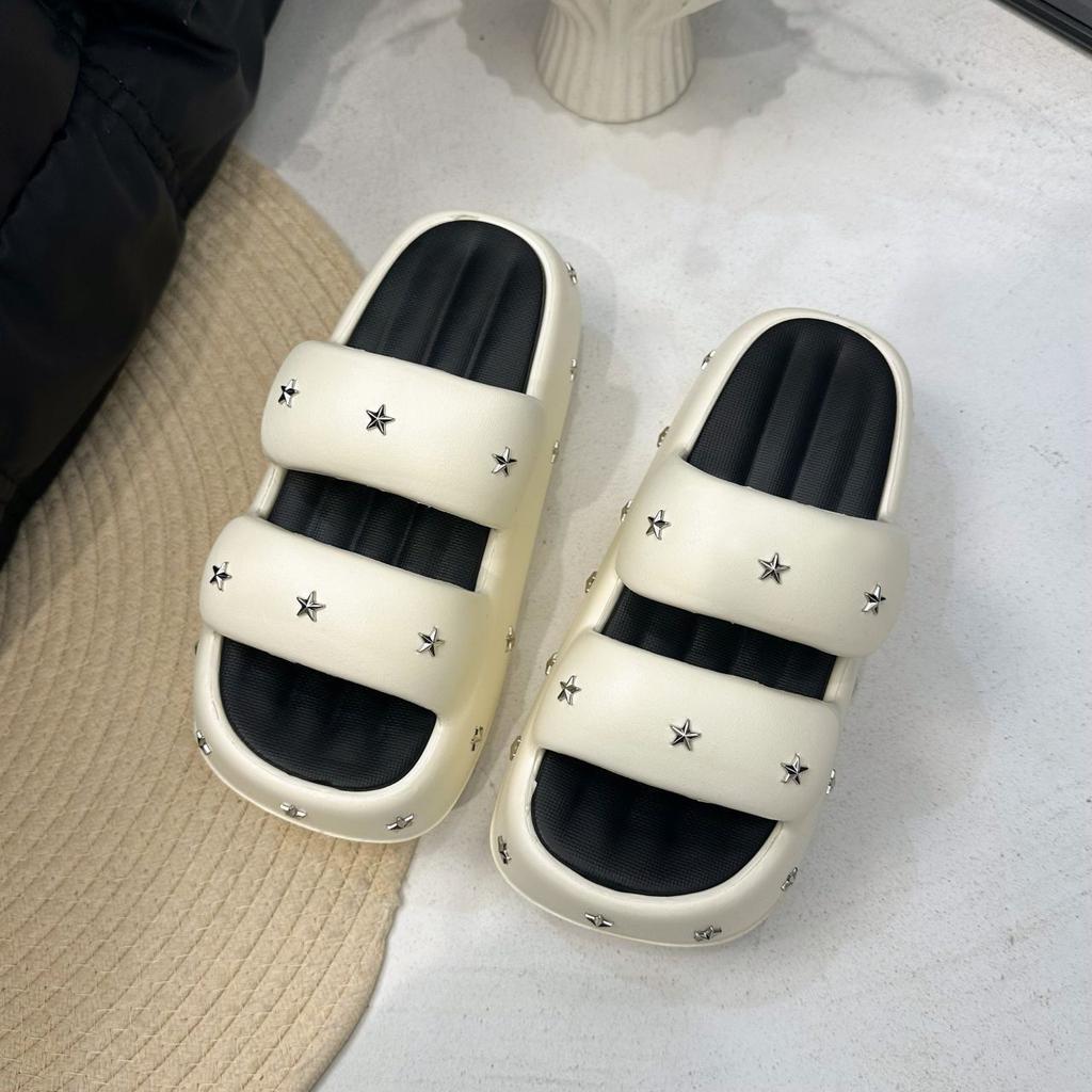 Increase Internet celebrity beach one word cool slippers 2025 summer and autumn new Internet celebrity thick bottom star slippers women wear