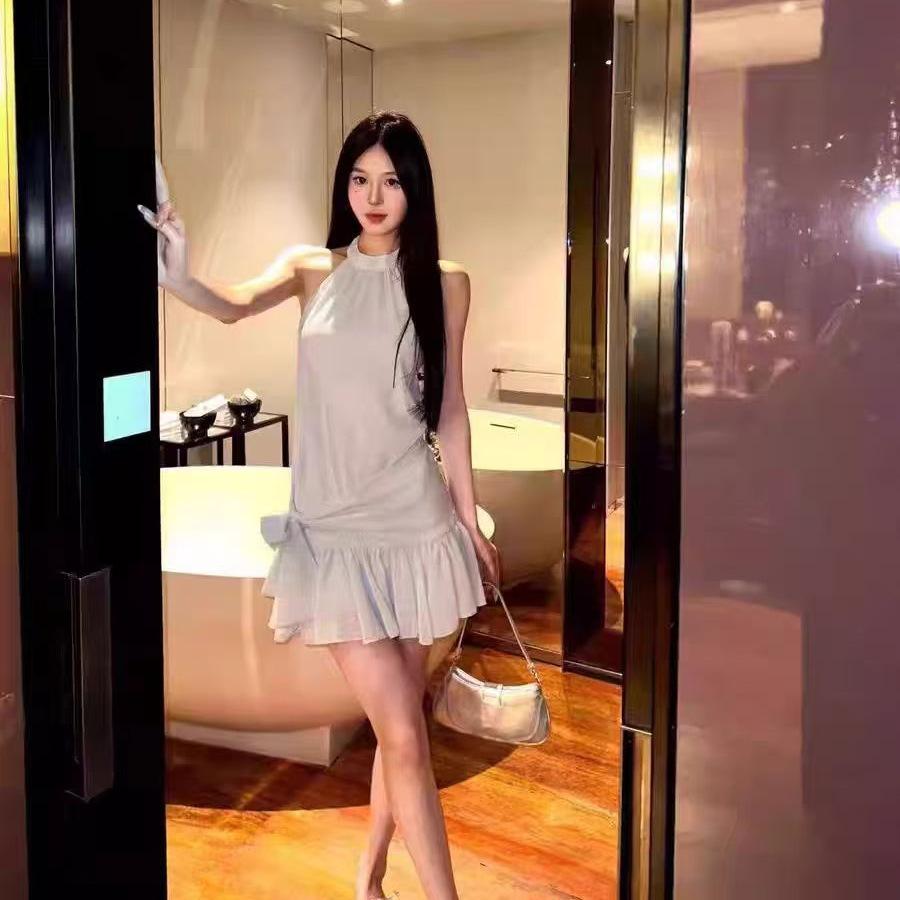 Design Vacation Style Summer Sexy Short Skirt Strap Waist Style Casual Round Neck Ruffle Edge Gentle Wind