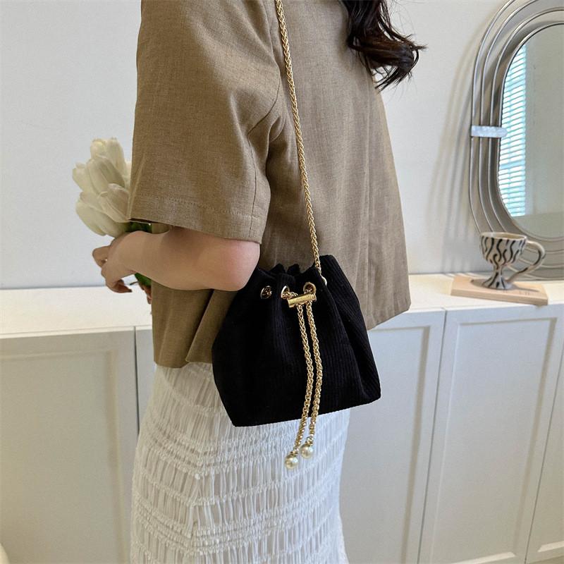 Fashionable Stylish Bucket Bag For Women Chic Autumn Casual Shoulder Handbag Design