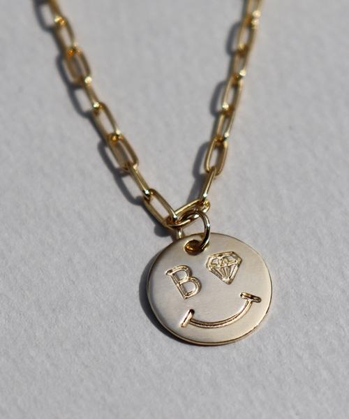 Bonbeau Bold Chain Smile Necklace