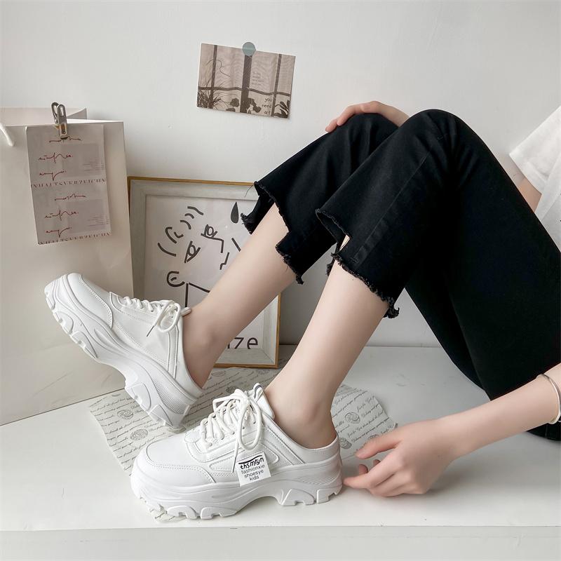 2024 Summer New Sneakers Women's Fashion Round Toe Thick Sole  Shoes Comfortable Beach Shoes Women Sandals Cross Straps Slippers