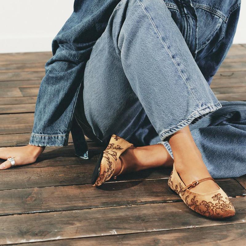 Fashion Velvet Effect Embroidered Flowers Ballet Flats Women's Loafers Light Comfort Mary Jane Shoes Elegant Round Toe Belt Casual Flats