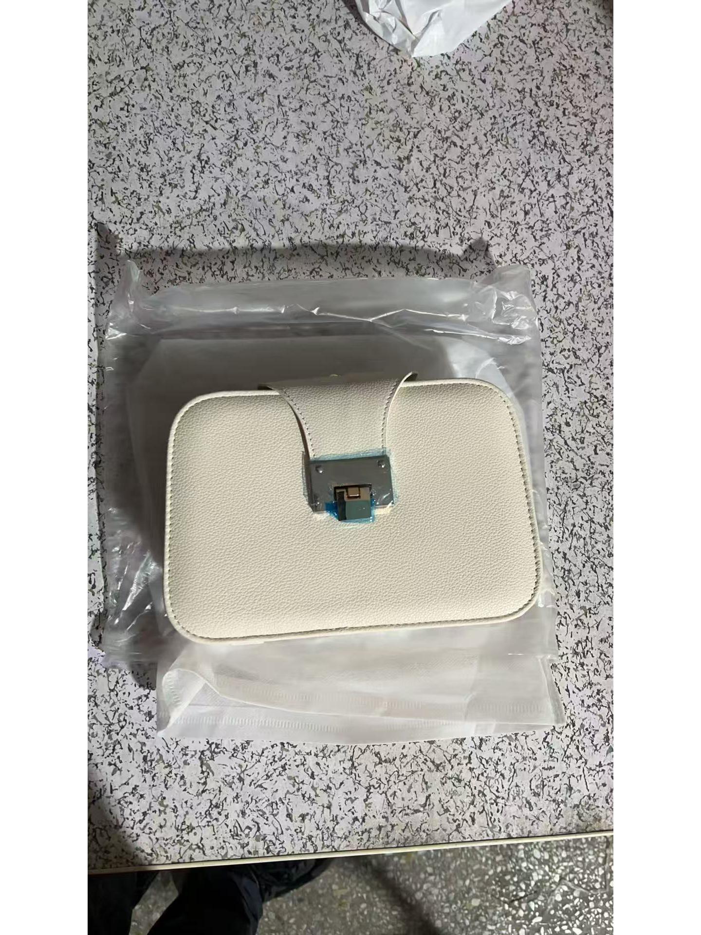 

2019 Spring Korean Style Women s Versatile Crossbody Bag with Chain