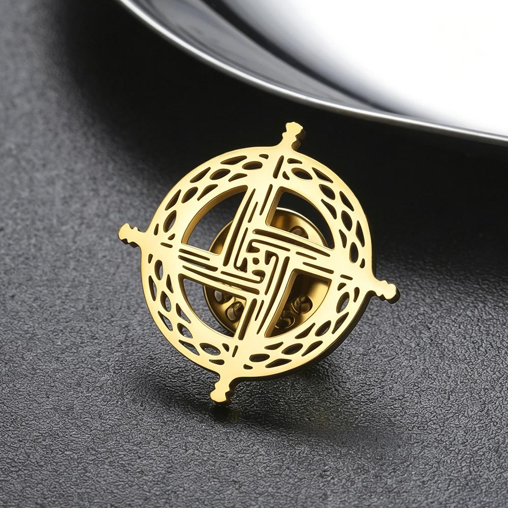 Dawapara Saint Brigid Cross Brooch Irish Amulet Religious Jewelry Celtics Lapel Pin Stainless Steel Accessories for Bag Hat