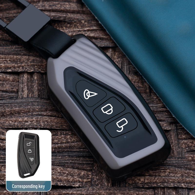 Suzuki UY125 Motorcycle Key Cover: Metal Remote Control Protective Case with Key Bag and Buckle