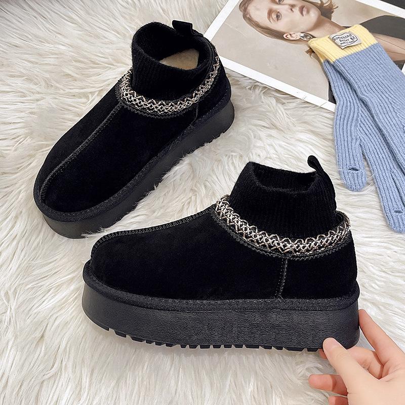 

Женские зимние ботинки с толстой подошвой из утолщенного бархата 2024 года, осень-зима, Sangpo Village Northeast, большие хлопковые ботинки, короткие ботинки 35 чёрный