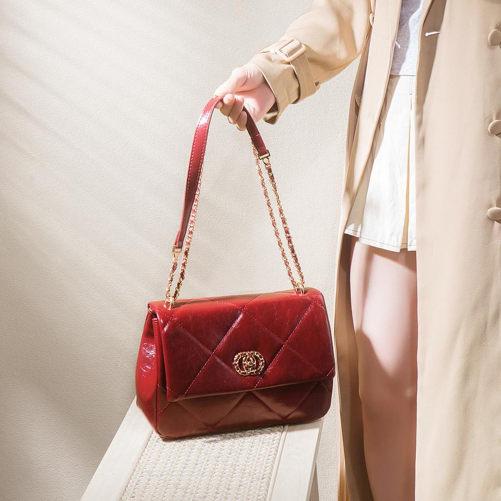 Women's bag new large-capacity diamond chain bag versatile underarm bag commuter messenger bag women