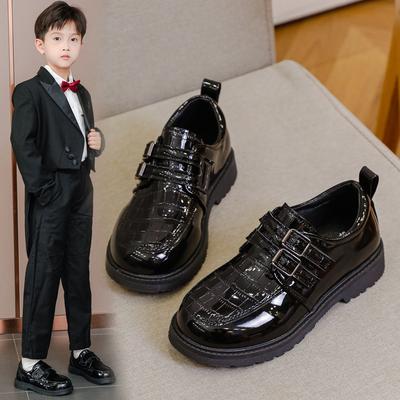 Sapatos de Couro para Meninos Estilo Britânico Sapatos de Uniforme Infantil Preto Brilhante 2025 Novos Sapatos Formais de Performance Infantil Solado Macio Antiderrapante