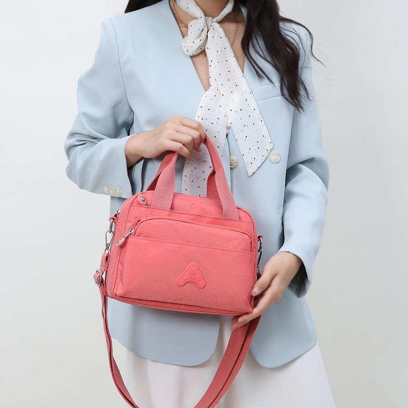 Women's Bag Large Capacity Nylon Mother Handbag Lightweight Shoulder Crossbody Bag