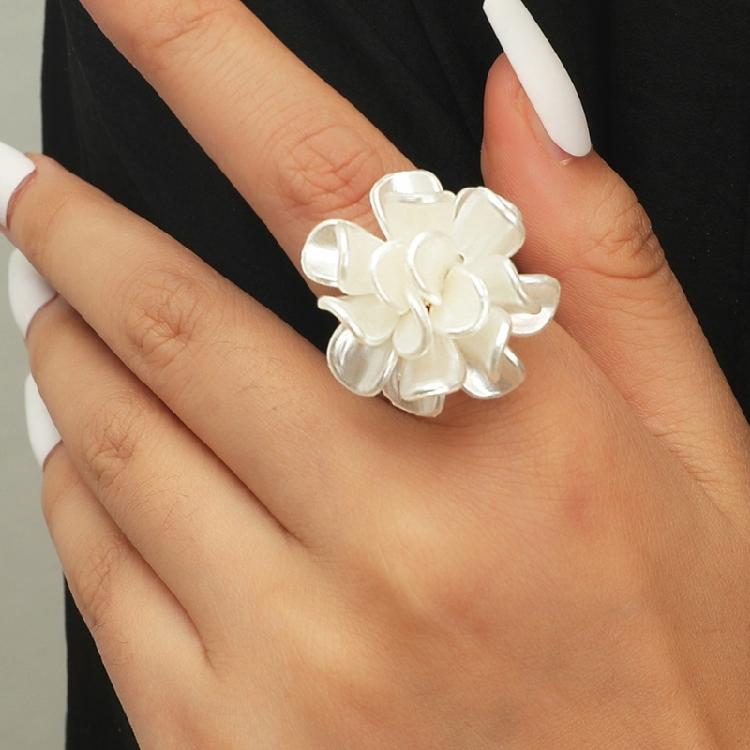 Deluxe 3D Flower Design Adjustable Ring For Women Stylish Party Jewelry Gift Alloy Acrylic Finger Accessory