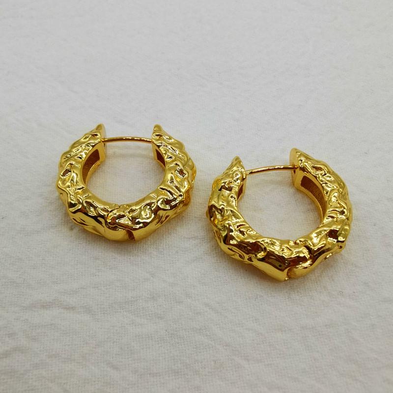 Minimalist Hammered Gold-Plated Textured Hoop Earrings for Women - European & American Retro Style
