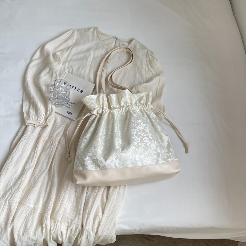 Женская сумка для покупок на шнурке — фото 8