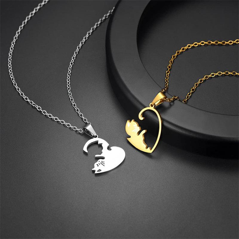 Trendy Couple Hugging and Stitching Cat Love Necklace Pendant Jewelry