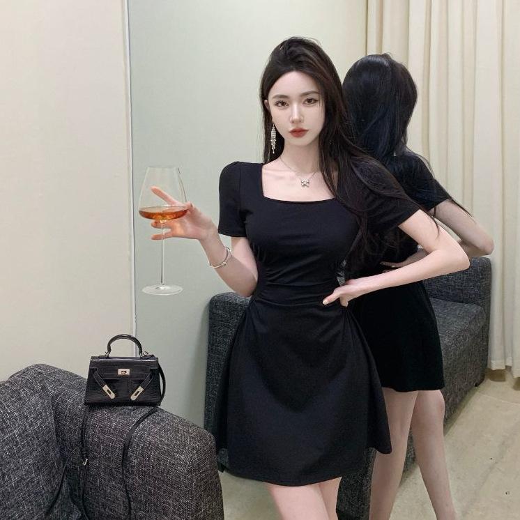 High-end French Square Neck Small Black Dress Temperament Waist Thin Wrinkled Belly Cover Dress Summer Short Sleeves