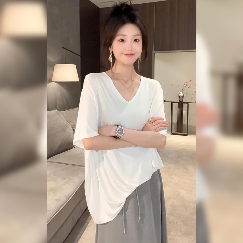 Women's Black V-Neck Plus Size Loose-Fit Short-Sleeve T-Shirt - Summer Korean Style