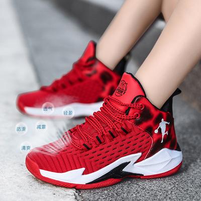 Sapatos esportivos de verão antiderrapantes e respiráveis para alunos do ensino fundamental 2025 para crianças de idade média e mais velhas, malha para primavera e outono, novos tênis de basquete para meninos