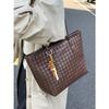 High-end Commuting Retro Bag Women's 2025 New Fashion Woven Pattern Shoulder Bag Large Capacity Hand-to-hand Tote Bag