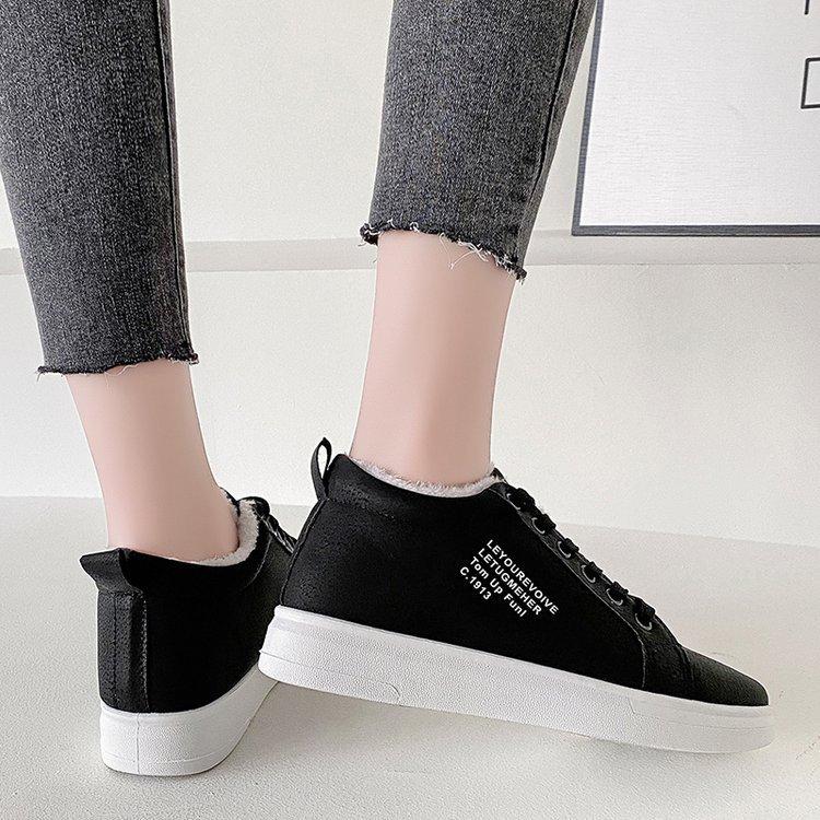 Winter Velvet Flat Sneakers Women Fashionable Comfortable Snow Shoes Thickened Warm Student Casual Shoes